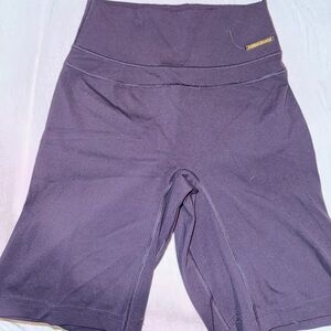 Whitney Simmons gymshark shorts xs